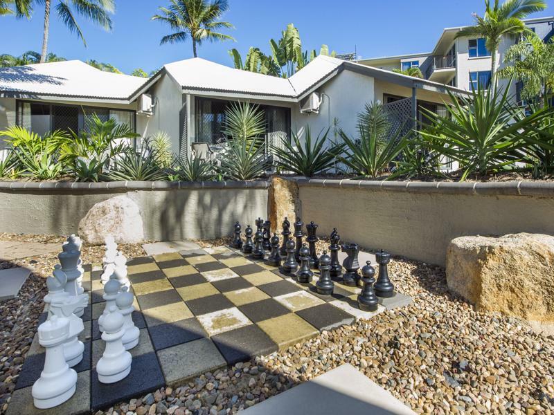 Island Leisure Resort Nelly Bay