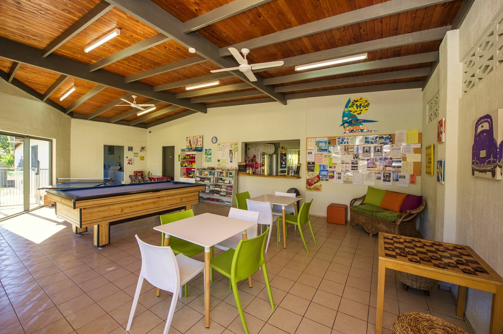 Island Leisure Resort 4*